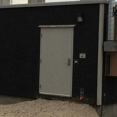 11'8" x 18' Communications Hut with Hazard Accessories